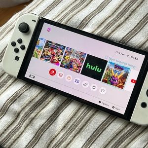 Nintendo Switch OLED